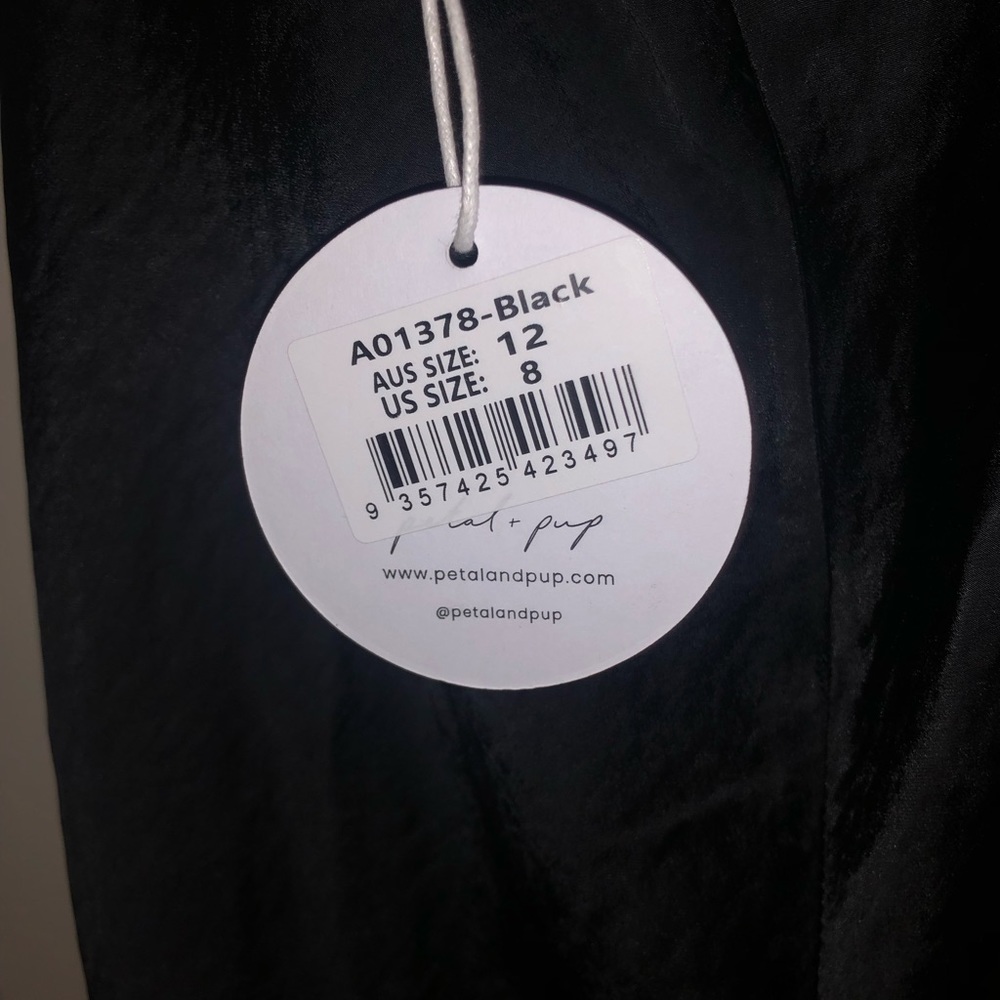 NWT EMBERLY DRESS - BLACK - Picture 4 of 7